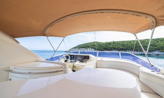 Azimut 55 Motor Yacht For Daily and Weekly Cruise in Bodrum