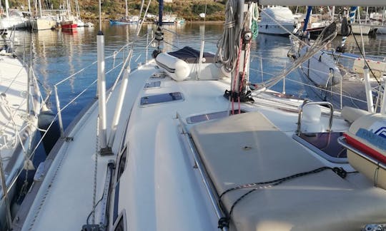 Monocoque Bavaria 50 Cruising pour une croisière quotidienne et hebdomadaire à Muğla, en Turquie