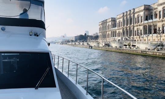 Amazing 63ft Yacht Tour for Special Event in İstanbul, İstanbul