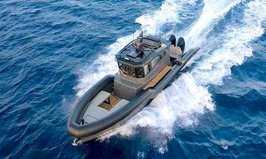 Rafnar 1200 RIB: velocidade e emoção em Lavrio, Grécia