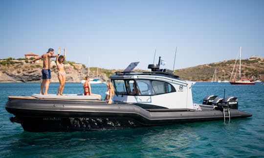 Rafnar 1200 RIB: velocidade e emoção em Lavrio, Grécia