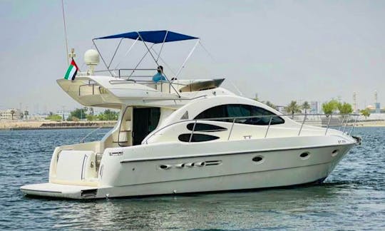 45ft Azimut Motor Yacht Rental in Dubai, UAE