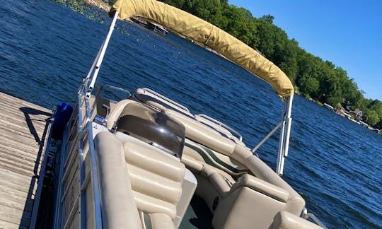 24'  Pontoon Rental deliver to your dock /servicing Lakes South West Michigan