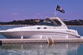 40' Luxury Yacht Charter on Lake Travis, Texas