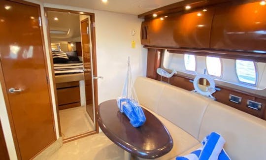 Offre du jour ! Yacht Sea Ray de 37 pieds à louer à Cancún, Mexique