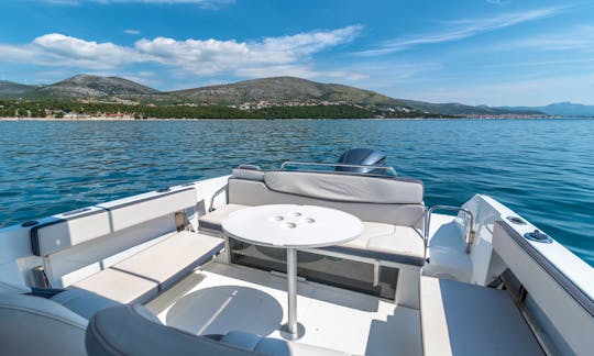 Benetau Flyer 7.7 Space Deck Boat Rental in Split, Croatia