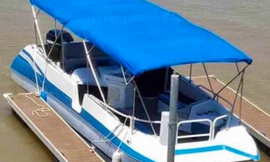 Lake Mead: 26' Pontoon/Deckboat for rent! Room for 13