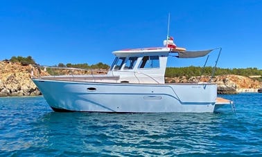 Motor Yacht rental in Portimão - Hourly