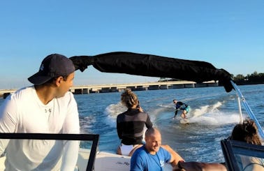 Wakeboarding Experience $150hr - 8 PPL