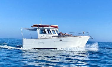 Rivera 980 yacht charter in Portimão