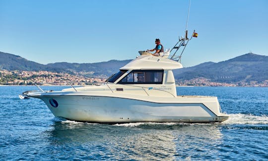 Rent the 29ft ''Txampa Hiru'' Rodman Boat in Vigo, Spain