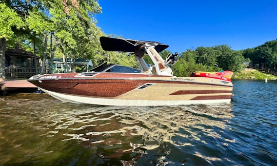 2021 Centurion Ri265 World Class Surf Boat with Awesome Sound System