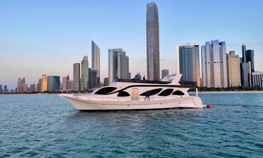Power boat in Abu Dhabi