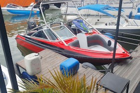 Bowrider for rent in Guatape