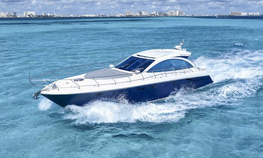 Offre de dernière minute ! Yacht Cantieri de 55 pieds à louer à Cancún, Mexique