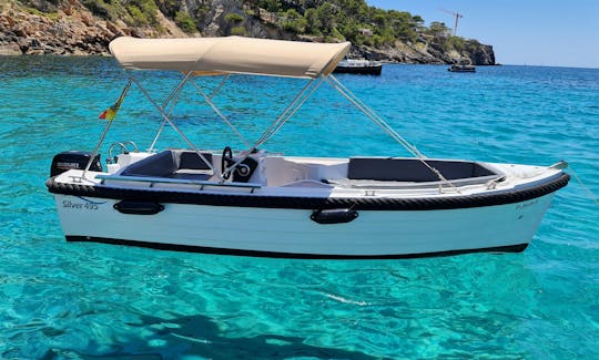 2021 Silver Yacht 495 Powerboat in Santa Ponça