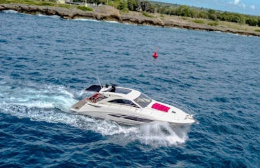 2020 Sea Ray 53 Motor Yacht at Casa de Campo in La Romana