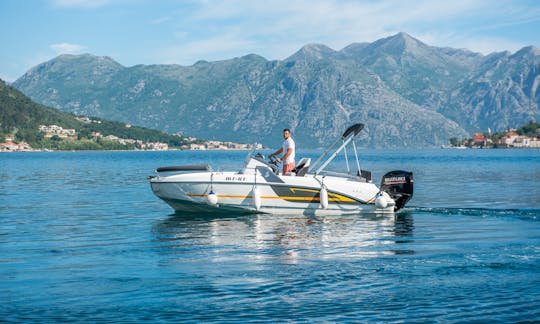 Beneteau Flyer 6.6. para aluguel diário em Kotor