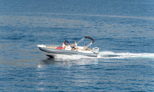 Marlin 790 Dynamic con motor Honda de 250 CV en Trogir