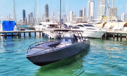 42 feet LUXURY SPEED BOAT Charter In Cartagena, Bolivar