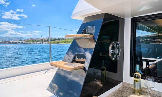 Luxury Catamaran Daily Tours 7H in Machico, Portugal