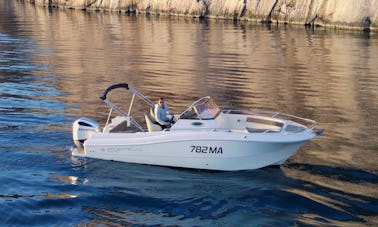 Atlantic Marine 750 Open em Makarska