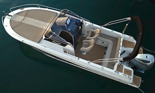 Atlantic Marine 730 Sun Cruiser en Makarska