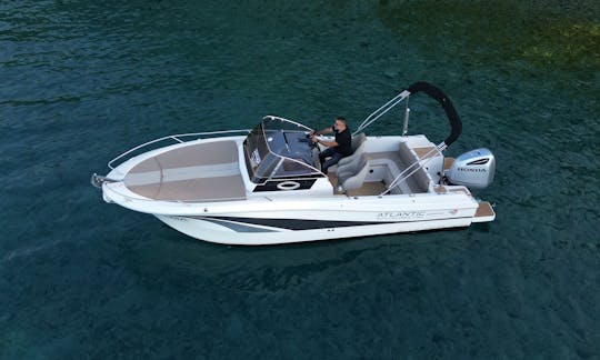 Atlantic Marine 730 Sun Cruiser en Makarska