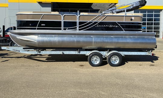 Southbay S222 Pontoon Boat in the Edmonton Area