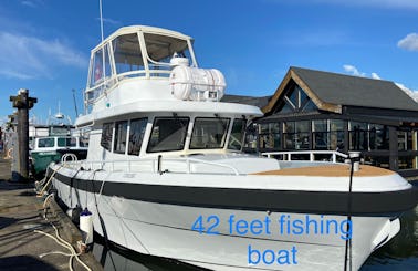 42ft Sport Fishing Boat for Charter in Richmond