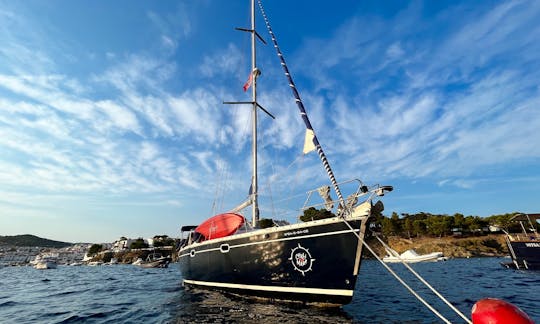 Jeanneau Sun Odyseey 42.2 Sailing Yacht in Cadaqués, Spain