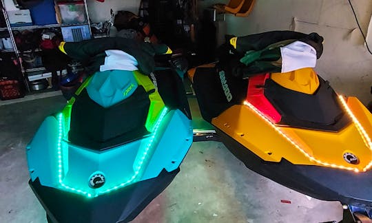 Stand out on the water with lite up Jetskis.