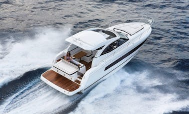 Alquiler de yate a motor Leader 36 Jeanneau en Grimaud, Provenza-Alpes-Costa Azul