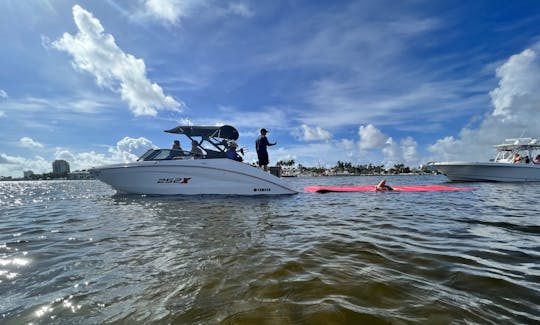 Barco Yamaha 252XE 2022 en Stuart, FL