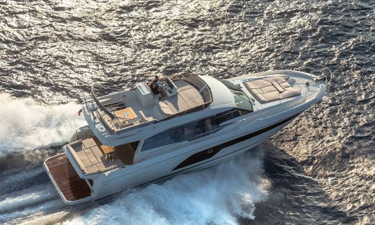 Alquiler de yates Prestige 590 Jeanneau en Saint-Raphaël, Provenza-Alpes-Costa Azul