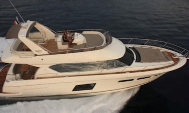 Prestige 620 yacht Charter in Beaulieu-sur-Mer, Provence-Alpes-Côte d'Azur