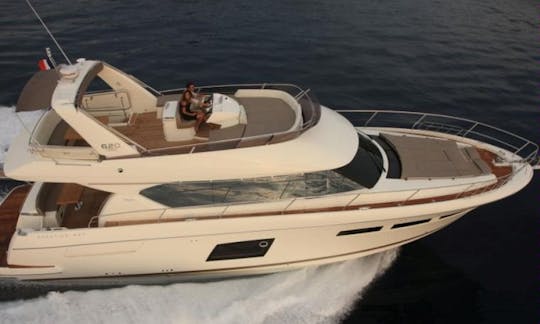 Location de yacht Prestige 620 à Beaulieu-sur-Mer, Provence-Alpes-Côte d'Azur