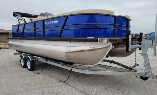 Bateau ponton bleu 2023 personnalisé 12 places @ Lake Ray Hubbard ! Profitez bien de la journée !