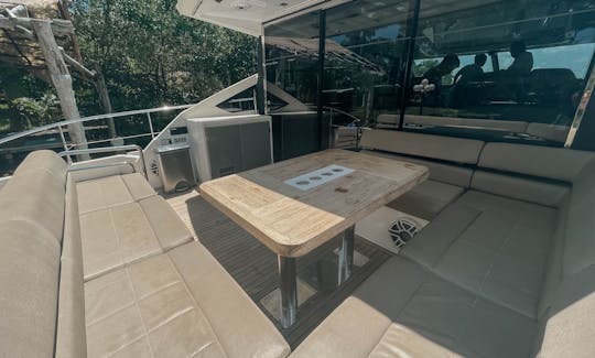 Alquiler de yate de lujo FAIRLINE TARGA 64 en Cancún