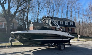 Barco Bayliner VR5 de 20 pies en Hollandsburg