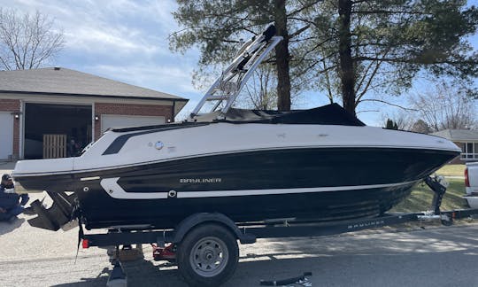 Barco Bayliner VR5 de 20 pés em Hollandsburg