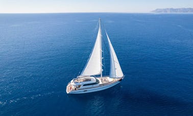 Luxury Yacht Maris 20