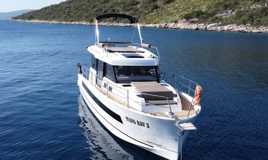 Northman 1200 (Maya Bay 3) - Marina Kastela (Croatia)