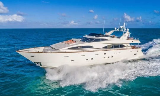 Azimut 100 with Jacuzzi departing from Miami.