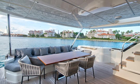 El megayate Ferretti 92' 2019 sale de Miami