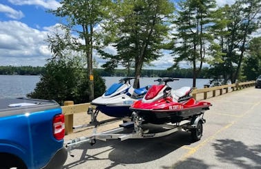 Yamaha Waverunners / Jet Skis Rental in Highland Lake, Maine