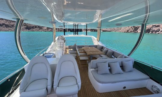 Iate Sunseeker Manhattan de 75 pés em Los Cabos.