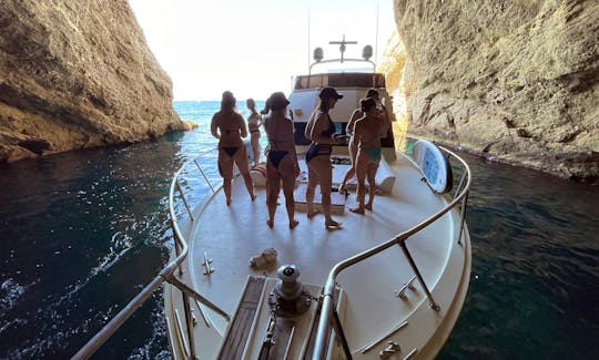 Yacht hire in san antonio 12 pax all include cave cala bassa beach