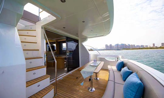 Uno 52ft Power Mega Yacht Rental in Dubai, UAE