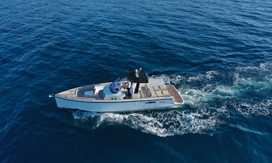 Motorboat FJORD 36 in Porto Cheli